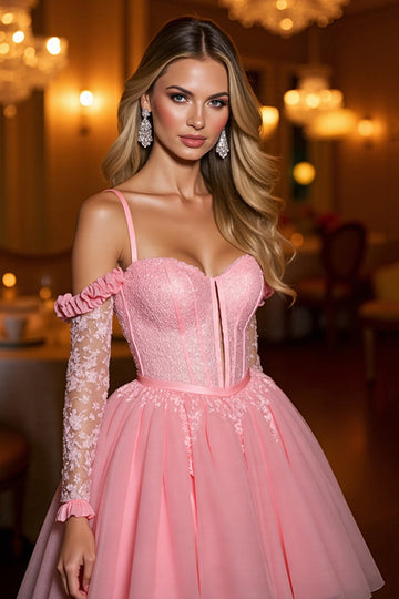 Corset rose à épaules dénudées Une robe de retour à la maison en ligne avec appliques